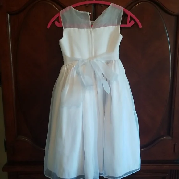 Girl's white formal dress - Picture 4 of 6
